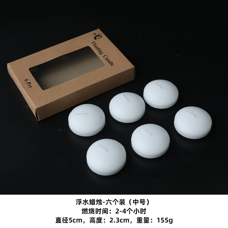 ヨーロッパ風のロマンチックな夕食の燭台の復古欧米式の現代的な食卓のアイデアの道具はアメリカ式のガラスの燭台を並べます。|undefined