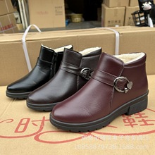 地摊棉鞋冬季新款妈妈鞋皮棉鞋软底防滑中老年棉鞋加绒保暖老人鞋