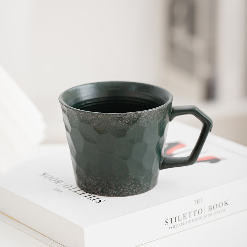 Taza de cerámica simple taza de agua de moda taza de café casera taza de desayuno taza de leche para hombres y mujeres de alto valor de regalo de taza