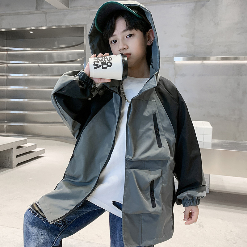 Chaqueta cortavientos para niños de primavera 2025 modelos de primavera y otoño versión coreana del nuevo estilo de los niños chinos y medianos