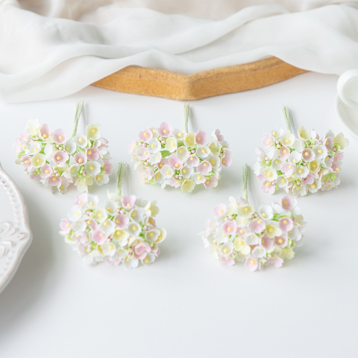 백색 분말 코어