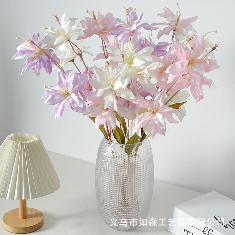Flor artificial 3 lirios de tela de seda guía de boda decoración de la sala de estar del hogar flor artificial accesorios de tiro fábrica al por mayor
