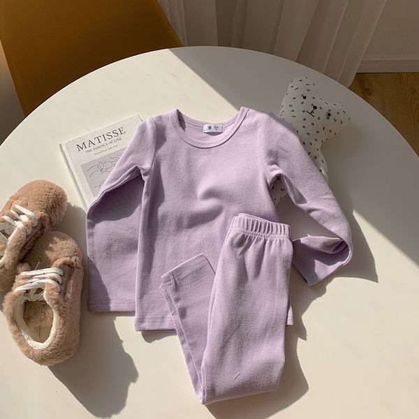 Children's demi-season pijama with a round collar