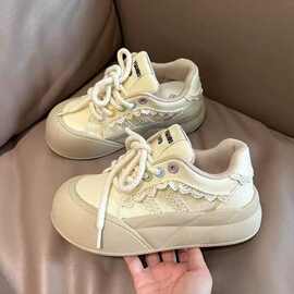 厚底小白鞋女2025新款面包鞋百搭秋冬休闲帆布鞋学生运动板鞋