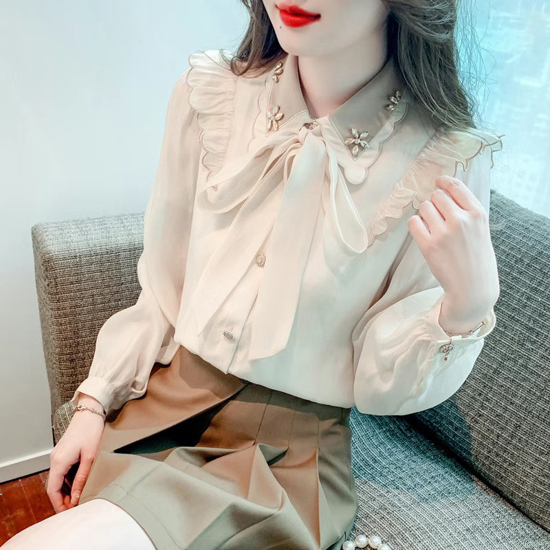 살구 긴소매