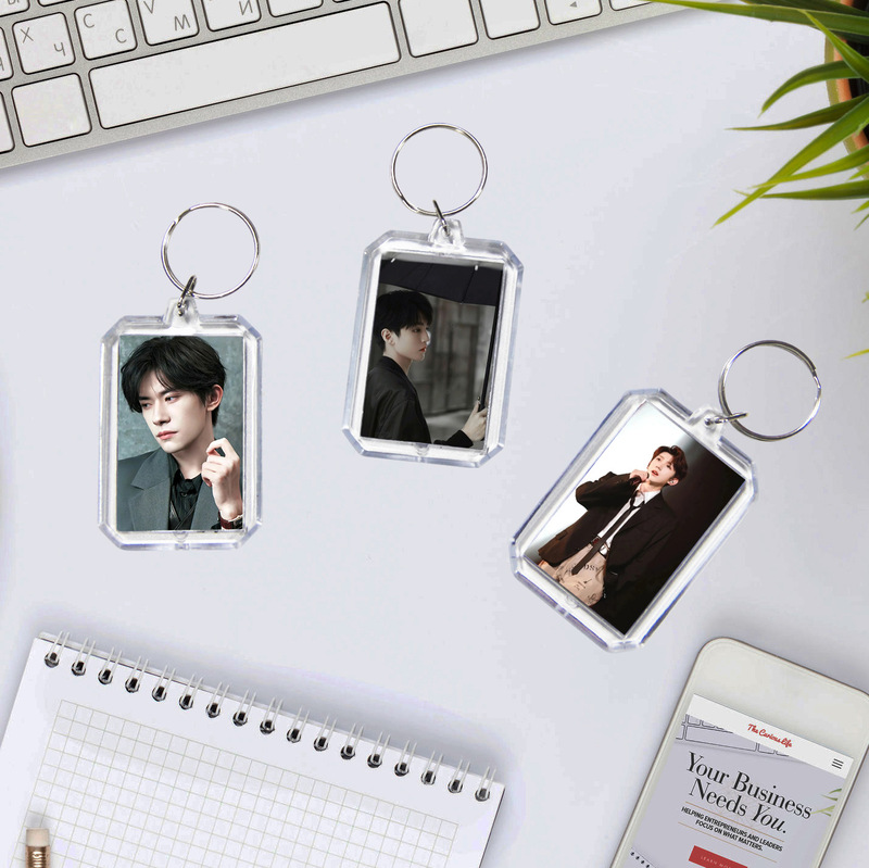TFBOYS double-sided photo diy acrylic keychain creative schoolbag key ring pendant versatile gift surrounding