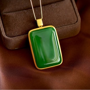 Fubei Diamond Jewelry [18K Gold Thick Gold Inlaid Hetian Jasper Pendant] Overall Size Is about 22*39mm
