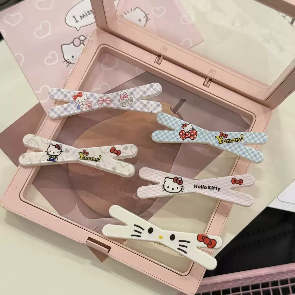 Милые мультяшные заколки для волос, 5 цветов, в стиле Hello Kitty, лёгкие 0,01 кг