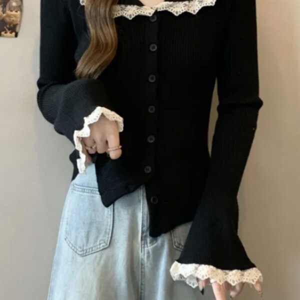 Gentle Style Cream Color 2026 Early Spring New Style German Velvet Warm Lace Cardigan Women's Top Slim Fit Bell Sleeves