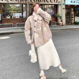 设计感羊羔毛羽绒服外套女2024冬新款小个子甜美减龄90绒内胆外套