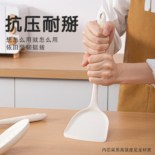 All-inclusive silicone kitchen utensils, milky white 4-piece set, silicone spatula, soup spoon, high temperature resistant cooking spatula, colander