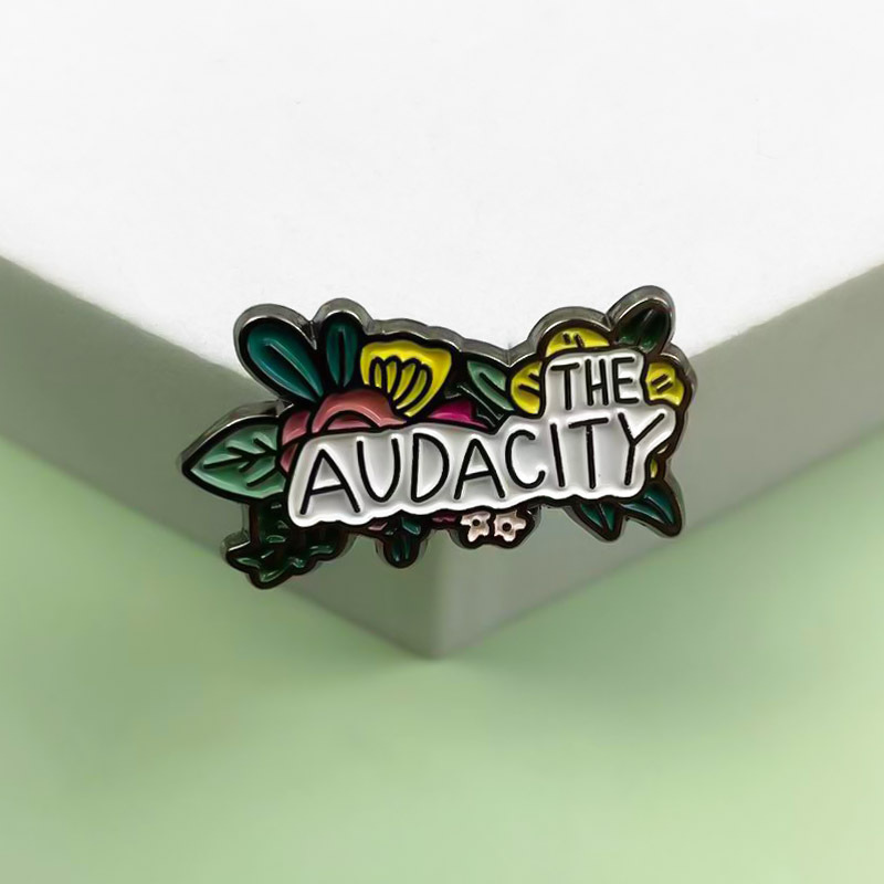 Broche de metal en inglés transfronterizo, decoración de flores de moda personalizada, insignia superior, accesorios de joyería de bricolaje hechos a mano, insignia