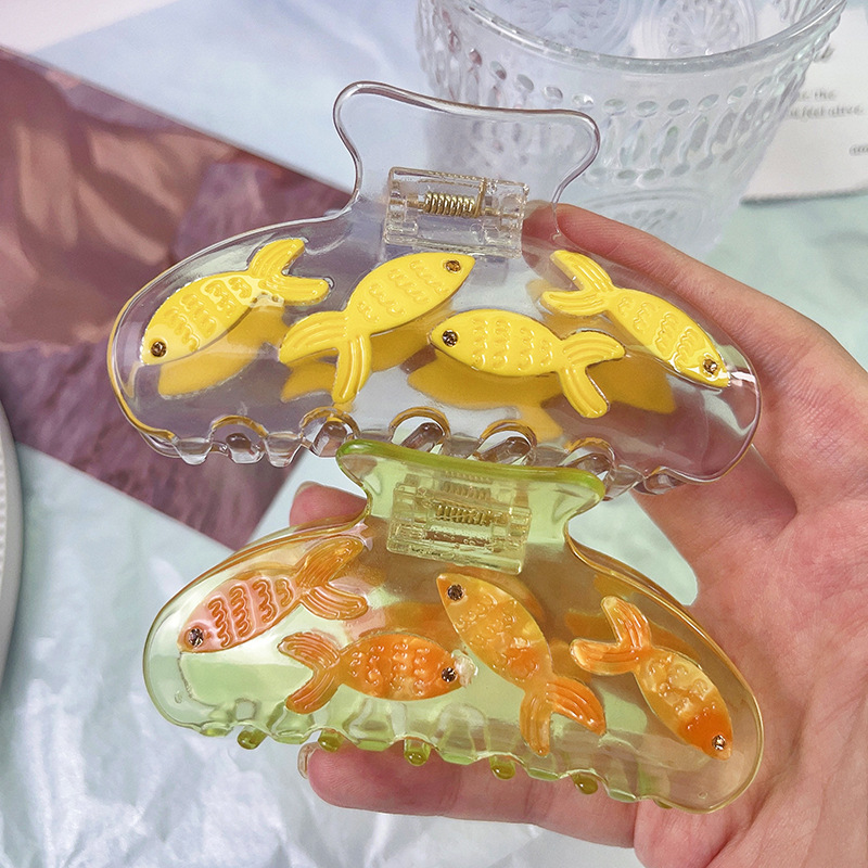 Advanced Sense Fun Goldfisch-Tank-Clip Nischendesign Niedliche Goldfisch-Essigsäure-Haarnadel Mittlerer Hai-Clip Haar-Accessoires_voghion.com