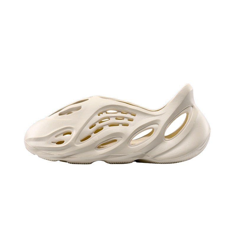 Zapatillas de coco suaves para mujeres Putian primavera y verano nuevo Eva fondo grueso antideslizante sensación de mierda fría zapatillas hombre