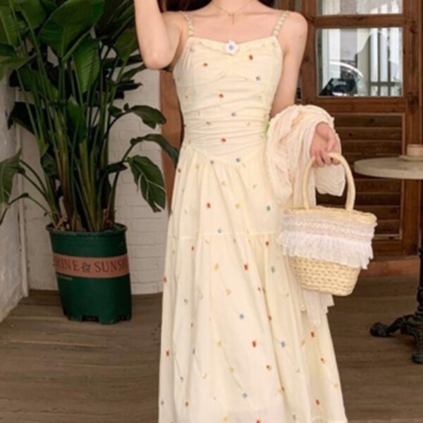 Summer Cream-Colored Floral Print Waist-Cinching Slim-Fit Design Layered Cardigan Two-Piece Set Travel Vacation Dress with Sun Protection