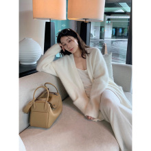 元派bluepops2025冬季新款安哥拉羊毛毛衣外套温柔针织开衫A5808