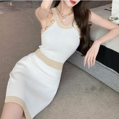 Xiaoxiangfeng Sleeveless Halter Vest Dress 2024 Summer Women's Celebrity Slim Fit Small Hip Cover Knitted Dress
