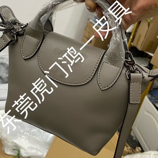 ��ʽ��Ʒ�|��ƤСţƤ������Ӱ�����б�溆�s�p����ĥ��ͨ��Ů��