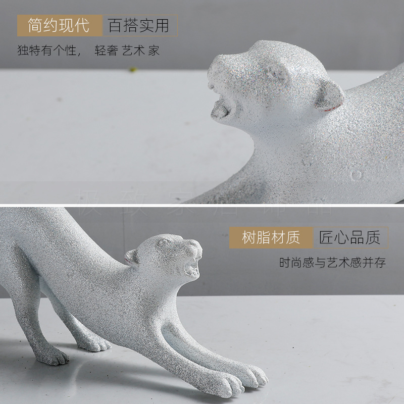 현대 간단한 빛 럭셔리 창조적 인 레오파드 인형 장식 모델 룸 빌라 입구 데스크탑 소프트 장식