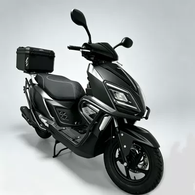 Euro-4 fuel-powered 125CC scooter, Motosikletlər
