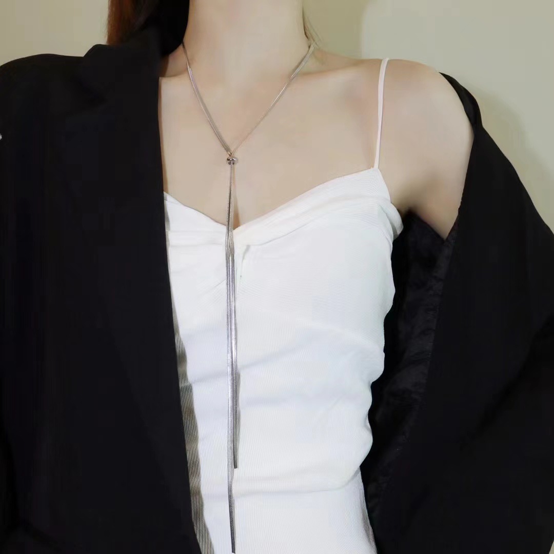 1 Piece Quantity Holiday, Daily Occasion Titanium Steel Material Wholesale Jewelry Simple Style Classic Style Solid Color Titanium Steel Plating Pendant Necklace