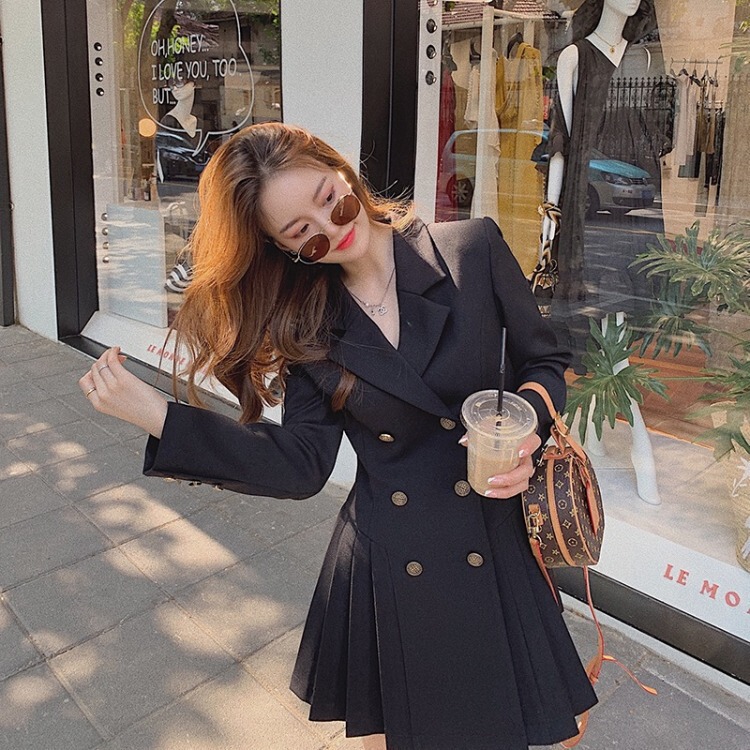 Black suit dress wholesale spring and autumn new French Hepburn style goddess elegant solid color long sleeve skirt Black suit dress wholesale spring and autumn new French Hepburn style goddess elegant solid color long sleeve skirt