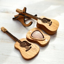 ����羳��ƷWooden Acoustic Guitar Pick Boxľ�Ƽ�����Ƭ��