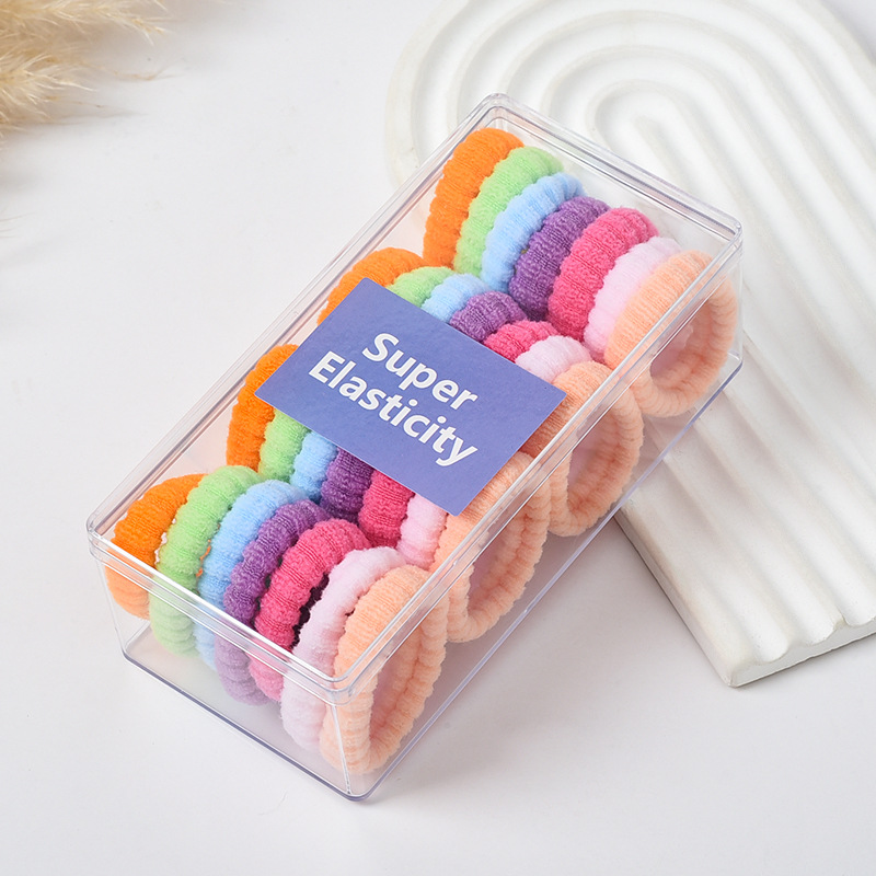 Spring color box of 28 sticks