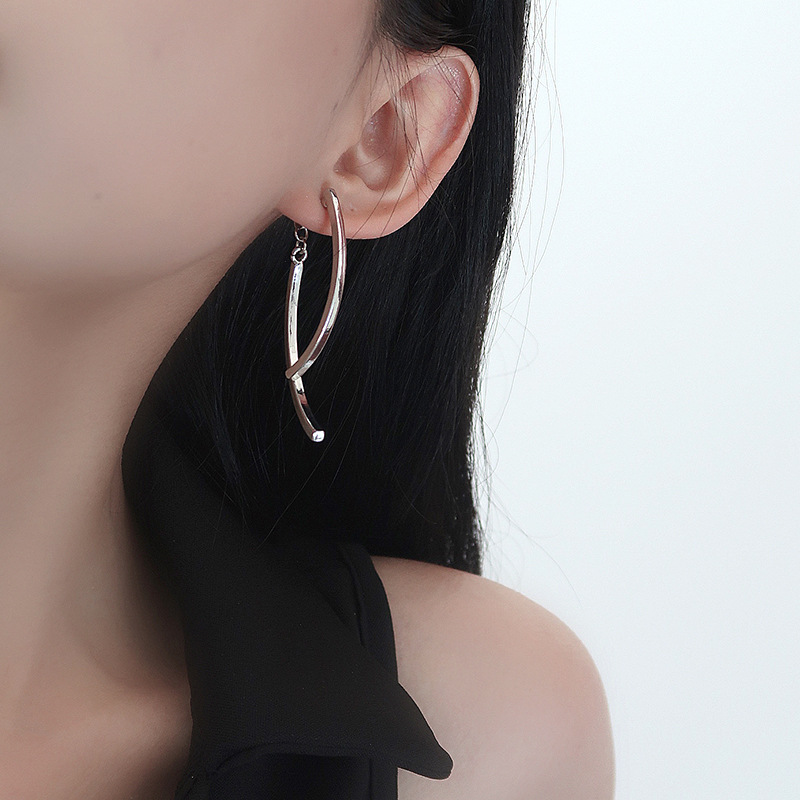 Fashion Geometric Alloy Earrings display picture 2