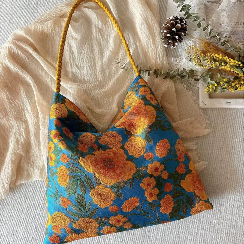 Cat in the Market·Camellia Flower Contrasting Color Embossed Cloth Bag Original Niche Bag New Chinoiserie National Style Tote Bag