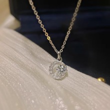 新奇缘999纯银项链女轻奢月亮设计气质优雅时尚百搭简约锁骨链