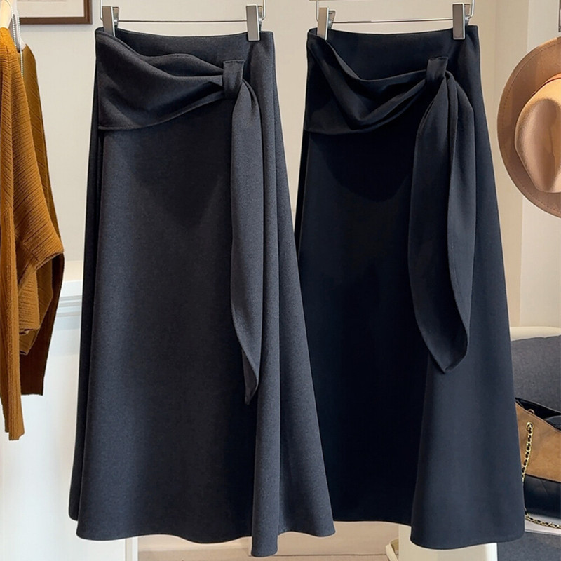 毛呢2025年复古感绑带A字显瘦大摆长款半身裙