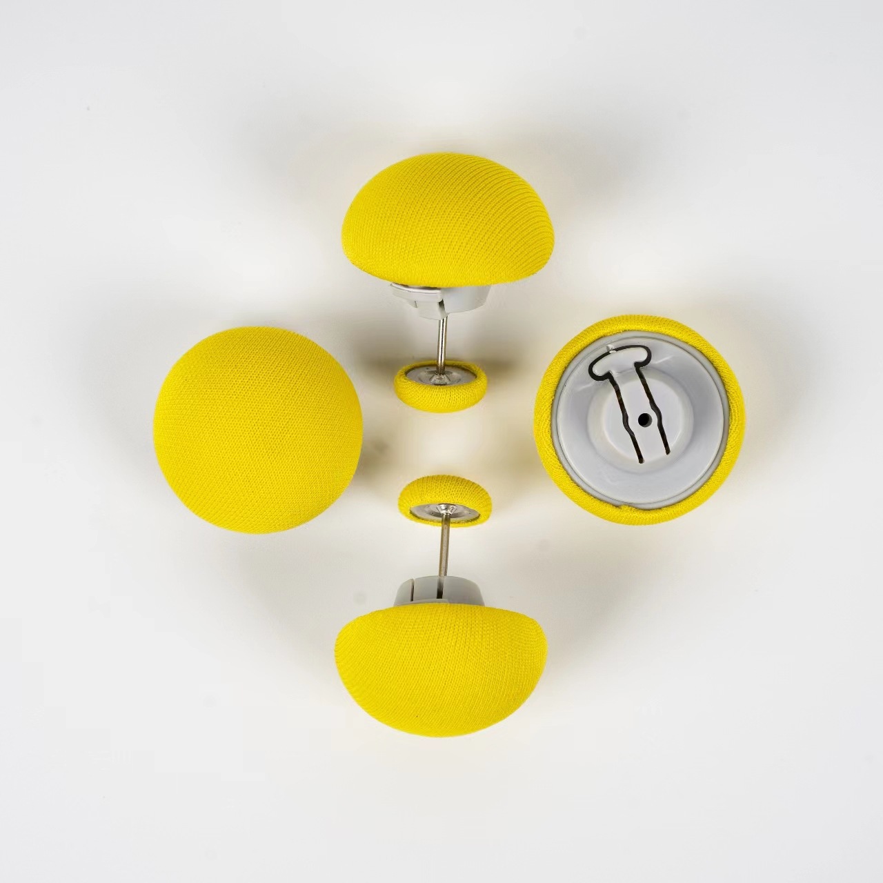 1 желтая головка из Габу-мха (с тканевыми заклепками)