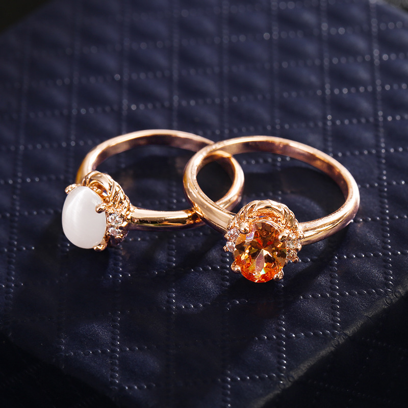 ʱ��С�����ݻ�ˮ����ָŮ���Ծ��¼�Լ��ɫè��ʯ��ָ����