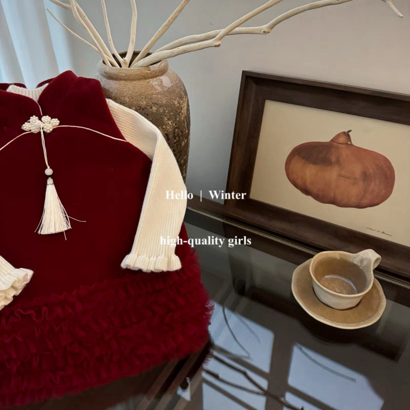 Ropa de niños vestidos de niñas de invierno estilo extranjero temperamento de alta gama chaleco vestido de Año Nuevo vestido de aniversario de princesa roja