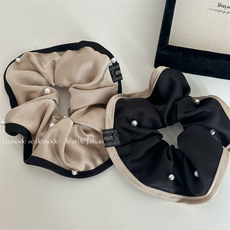 Retro Fashion Pearl Satin Large Intestine Hair Band Simple Temperament Niche Design Ball Head Hair Rope_voghion.com