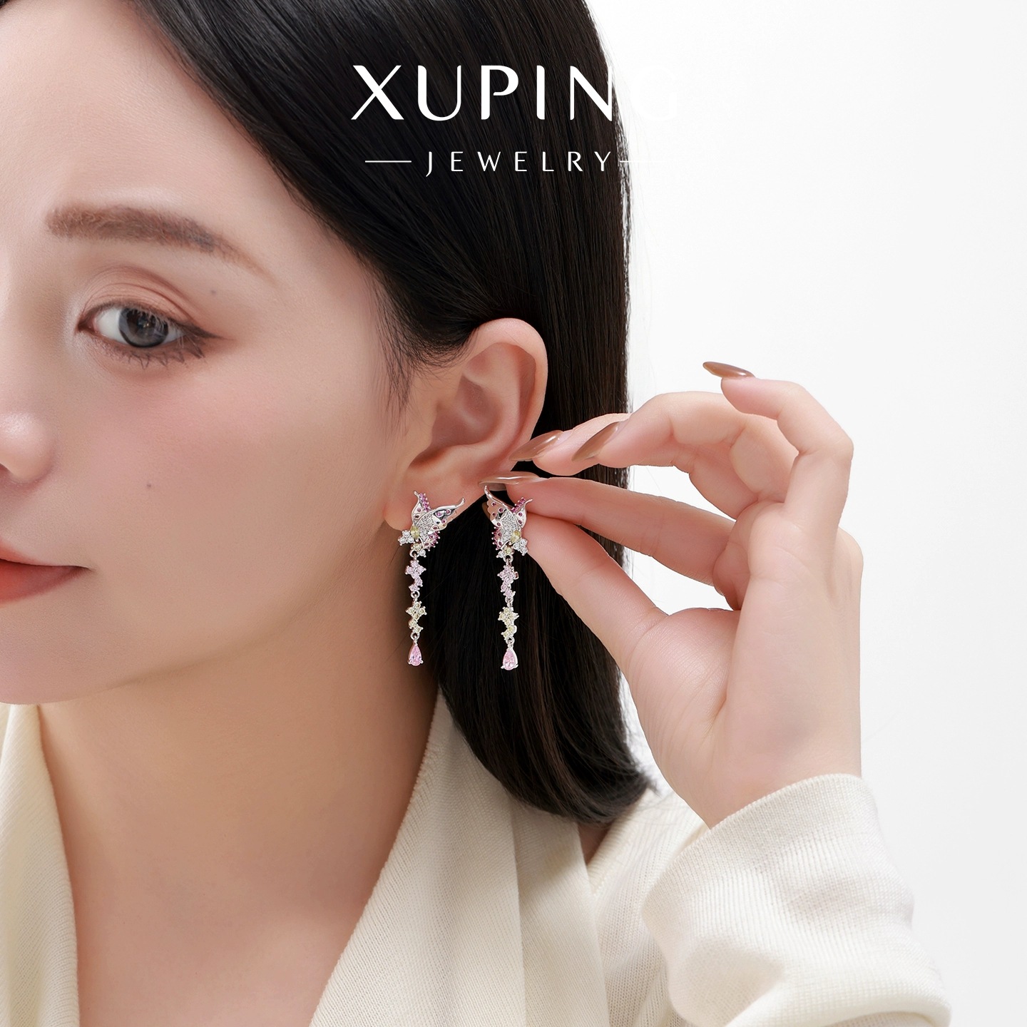 Xuping gemas artificiales largas mariposa simétrica pendientes de bordilla de moda ligera lujosa sensación de diseño de orejas para mujeres image 3