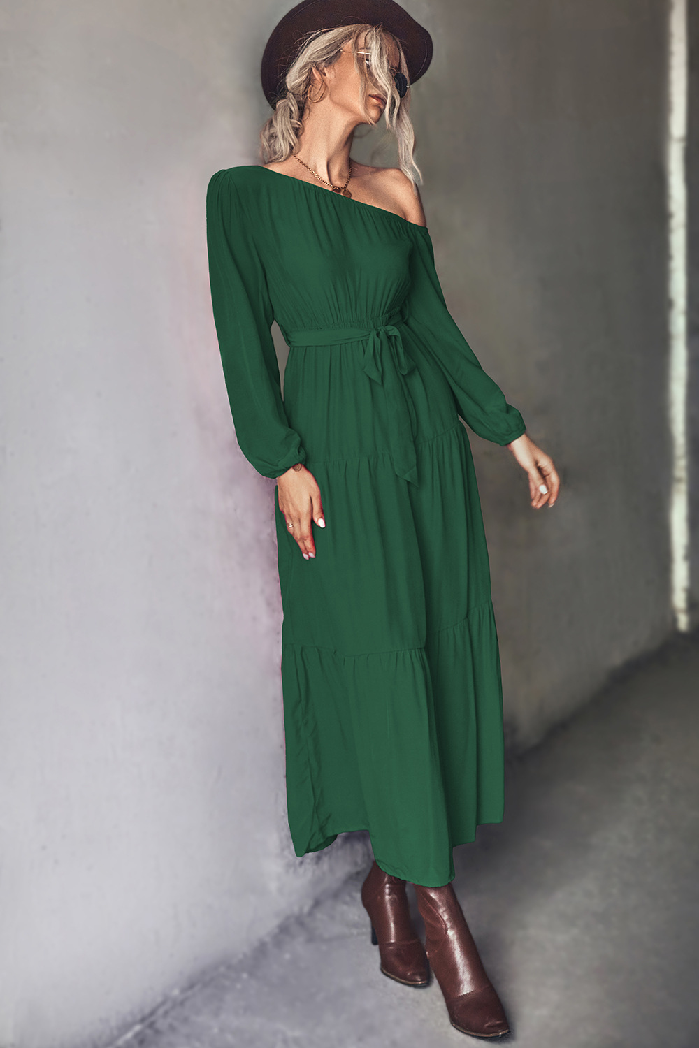 solid color one-shoulder waist straps long-sleeved dress NSLNZ136799