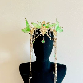 发夹;发冠;耳挂