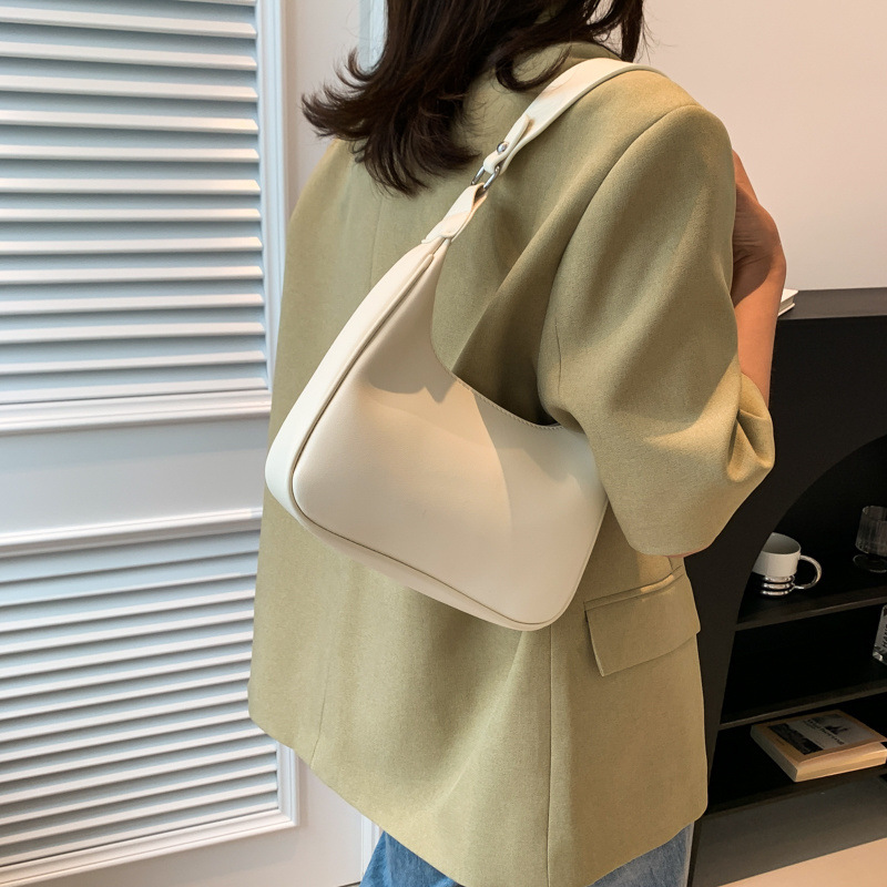 문 가방 만두 가방 언더암 가방 레트로 크레센트 백 숄더 레트로 새로운 패션 가방 하이 엔드 센스 백