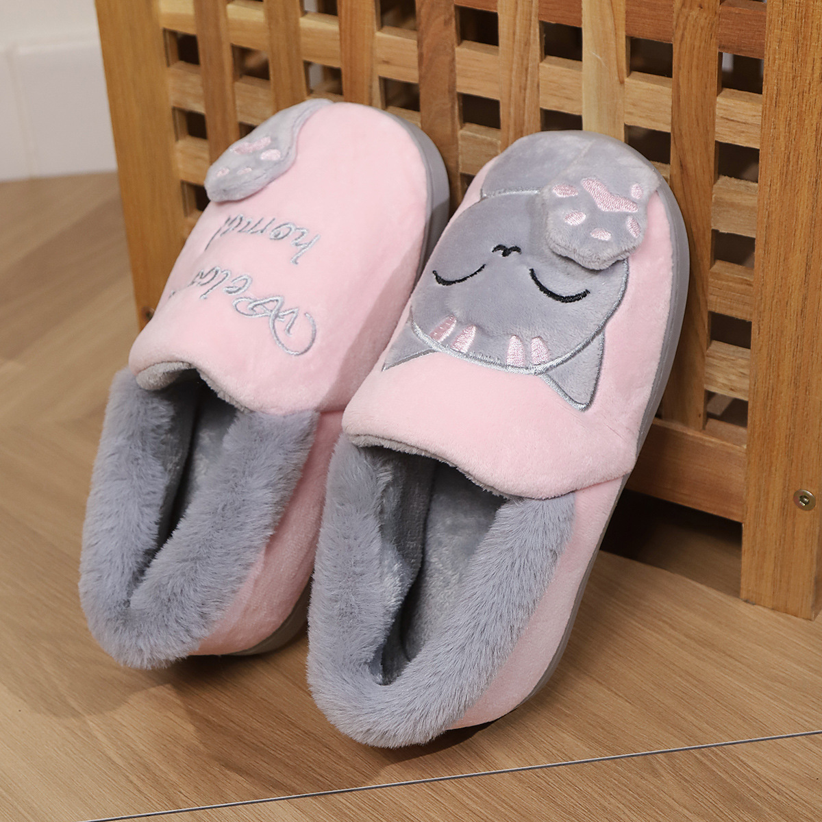 Zapatillas de algodón para mujer, otoño e invierno, nueva versión coreana del gato de la suerte, lindas y cálidas zapatillas de algodón para parejas adultas para hombres, comercio exterior transfronterizo