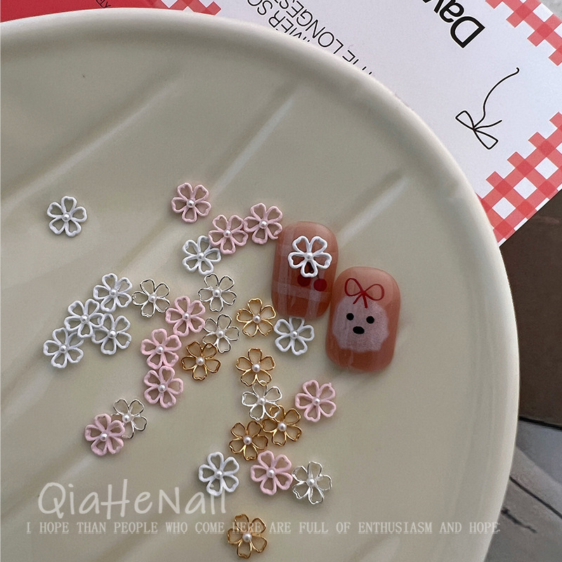 Han Feng Fresh INS Style Little Daisy Pearl Stamen Hollow Flower Nail Ornaments Nail Decoration DIY Accessories