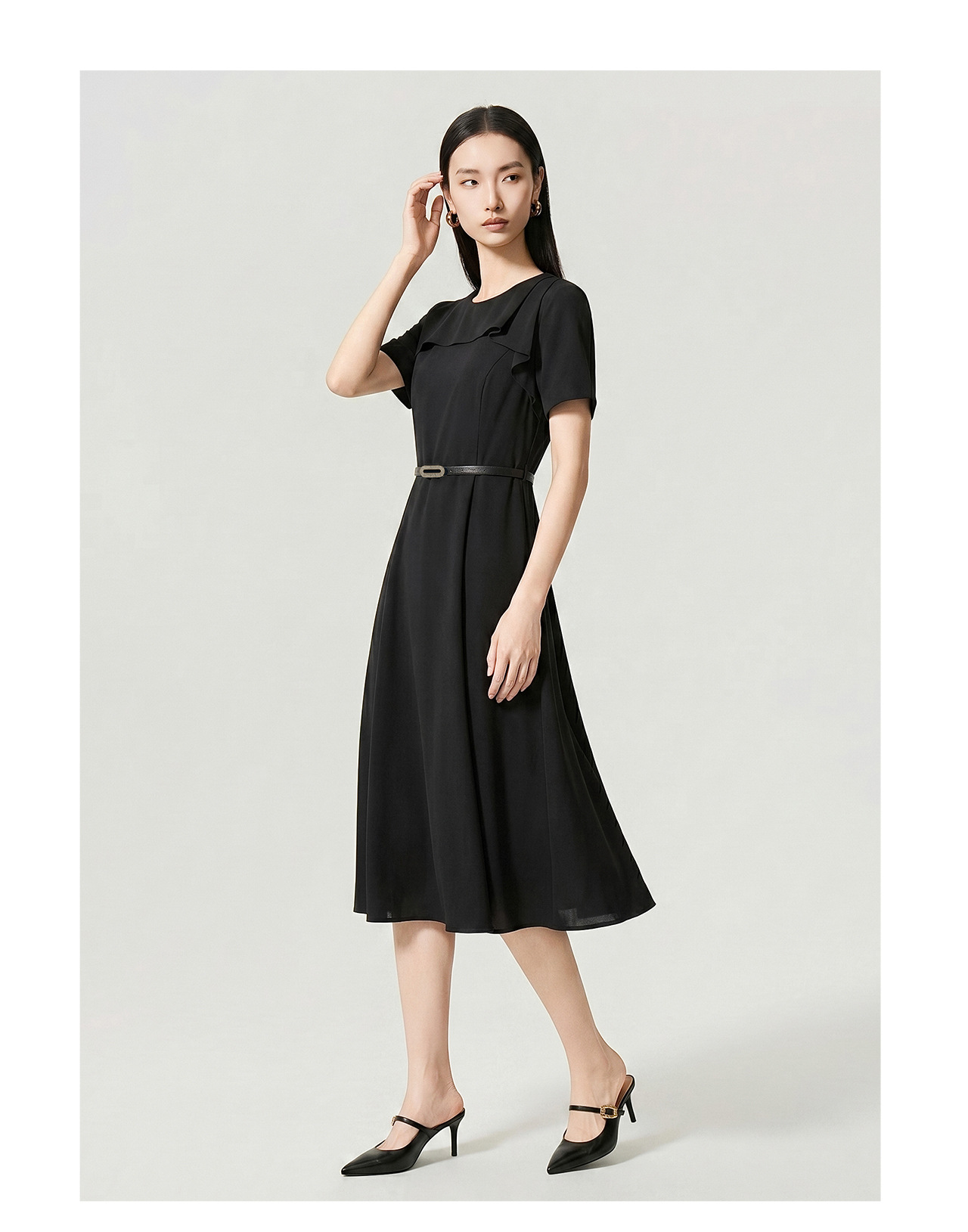 Đầm maxi nữ thắt eo chất liệu chiffon, cổ phiêu bèo nhún, tay ngắn — màu đen chi tiết 18