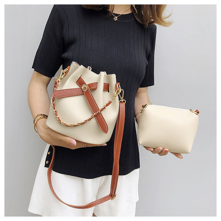 Women's Medium Pu Leather Color Block Streetwear Bucket Open Shoulder Bag Crossbody Bag display picture 3