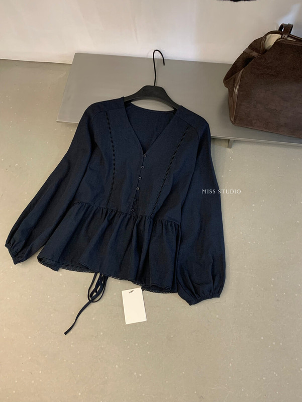 【MISS密思家正品店】休闲简约气质蕾丝拼接小衫女装W670|undefined