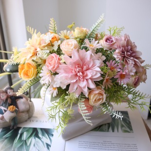 ������õ���r�շ������������������ٻ��͏d�b��ֹ�ñ���^�