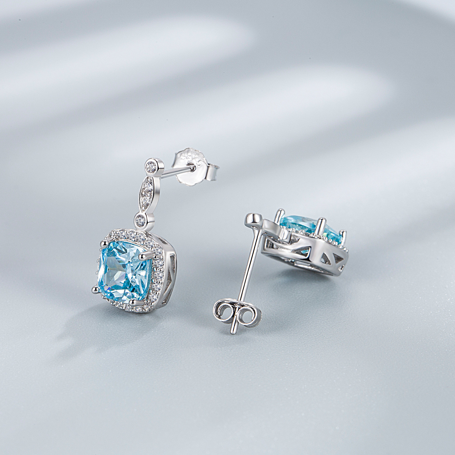Women's Gender Sterling Silver 925 Silver Jewelry Set Ocean Blue Star Jewelry Necklace Ear Stud Ring
