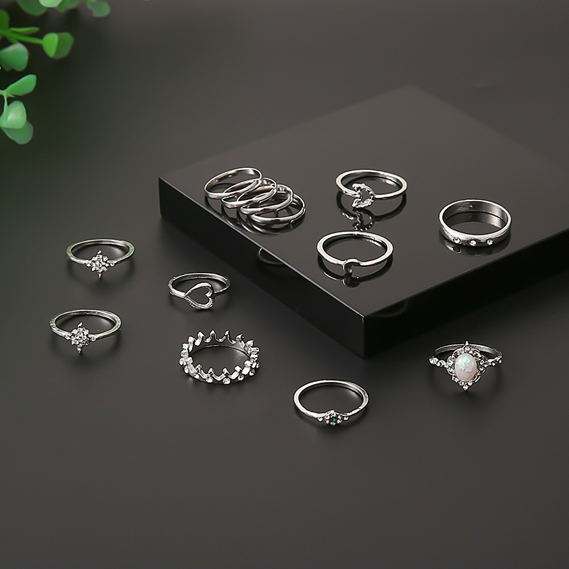 Stackable Band And Tiny Cubic Zirconia Ring Set Minimalist Style_voghion.com