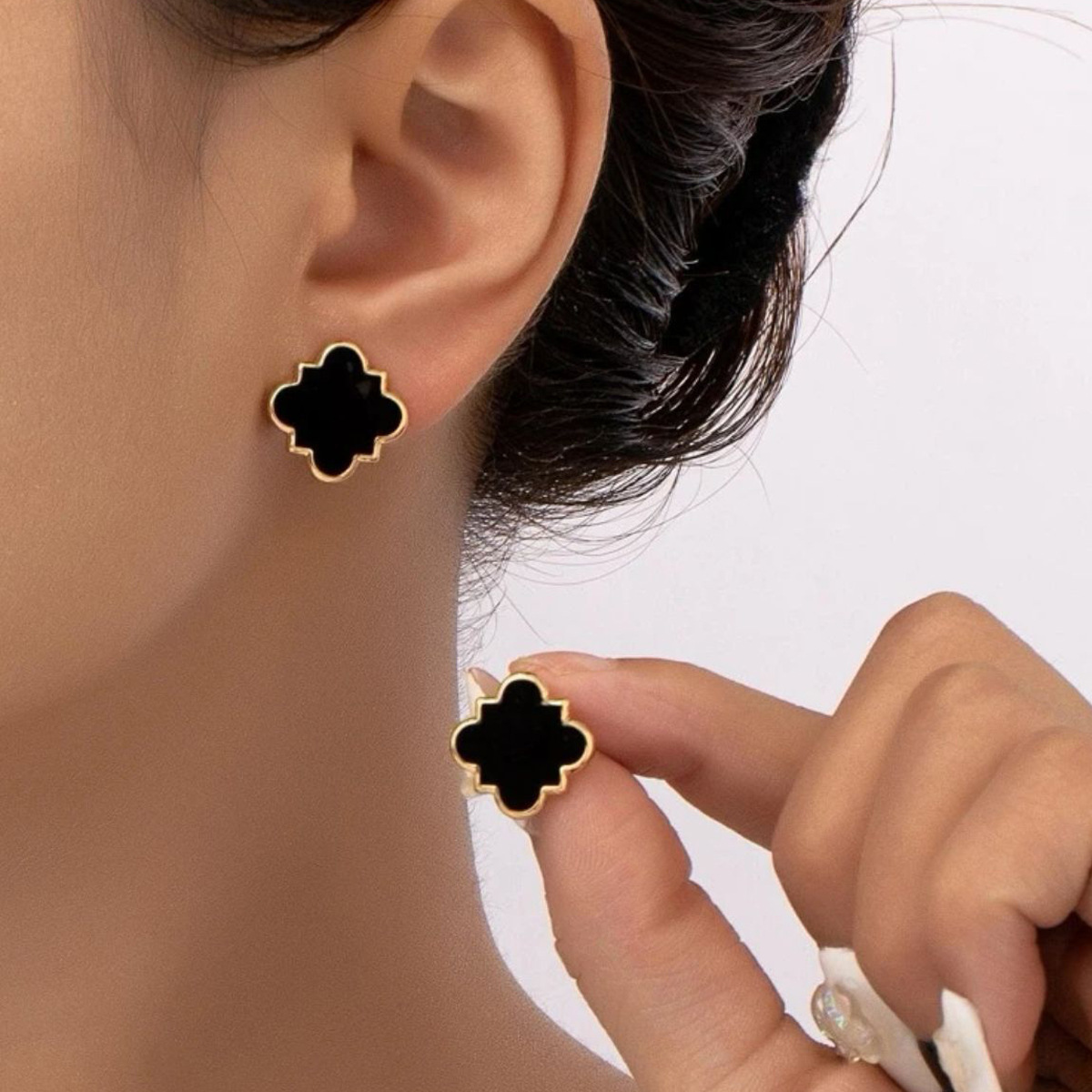 8g Weight 1 Pair Simple Style Geometric Alloy Ear Studs