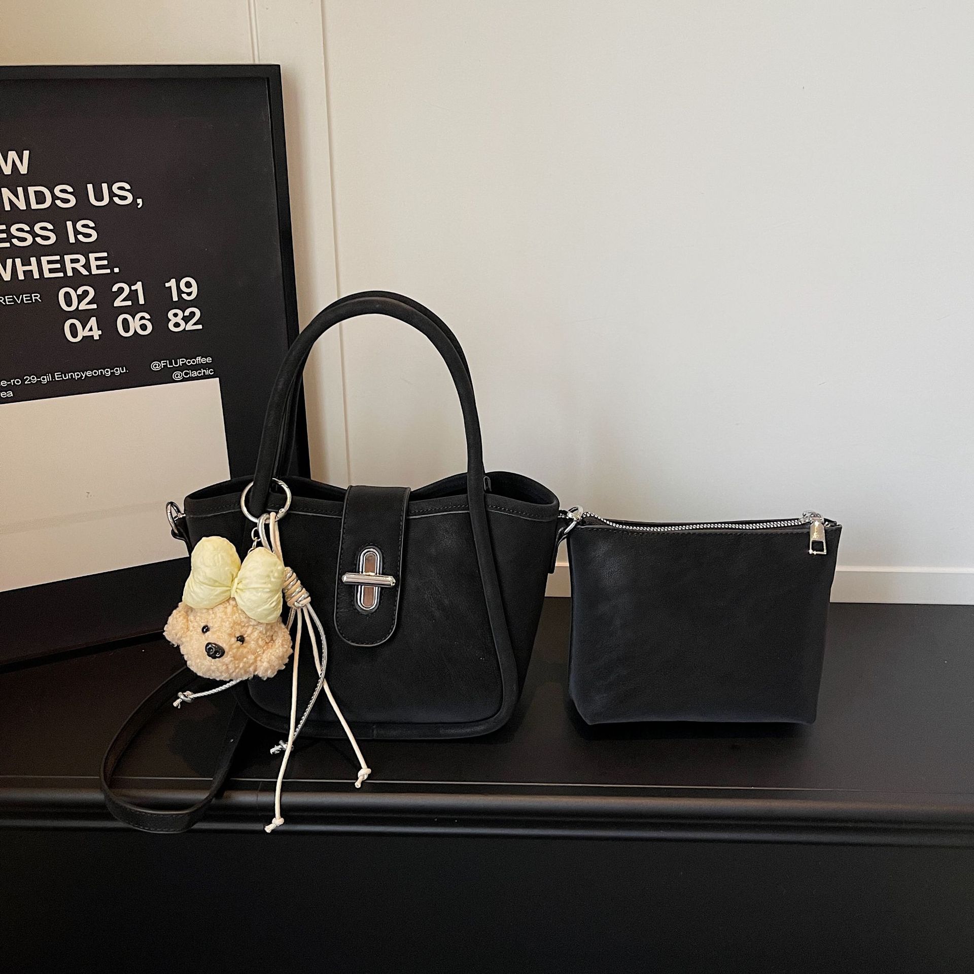 Lichi estilo extranjero fresco bolso de cubo de moda personalidad ligera de lujo diario nicho cesta de platos exquisita bolsa de cartas